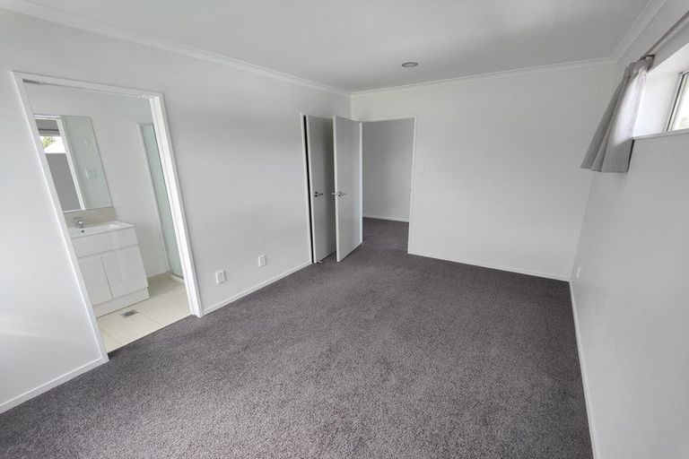 Photo of property in 21u4 Greensboro Street, Hamilton East, Hamilton, 3216