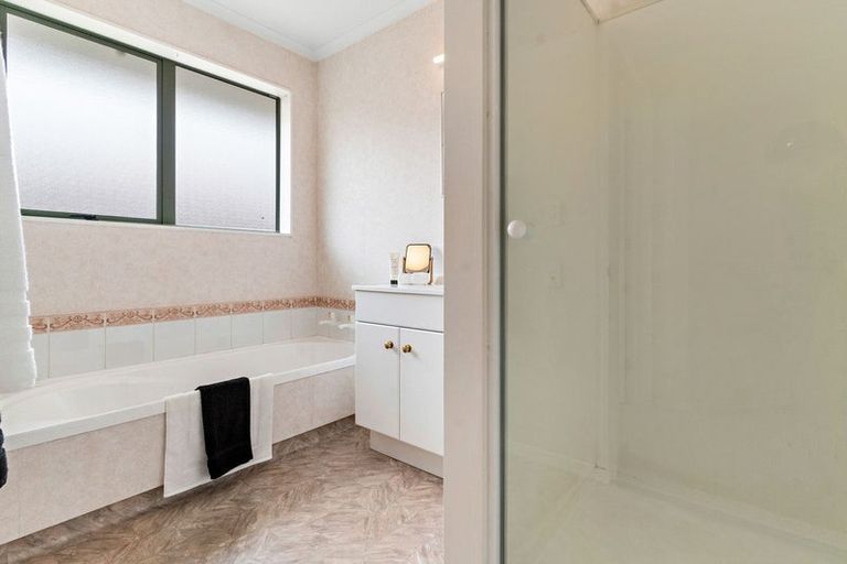 Photo of property in 143 Dixon Street, Masterton, 5810