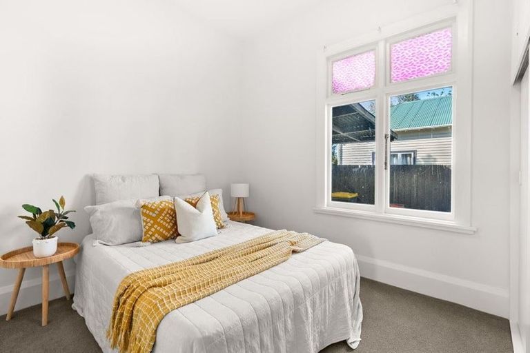 Photo of property in 102 Simeon Street, Spreydon, Christchurch, 8024