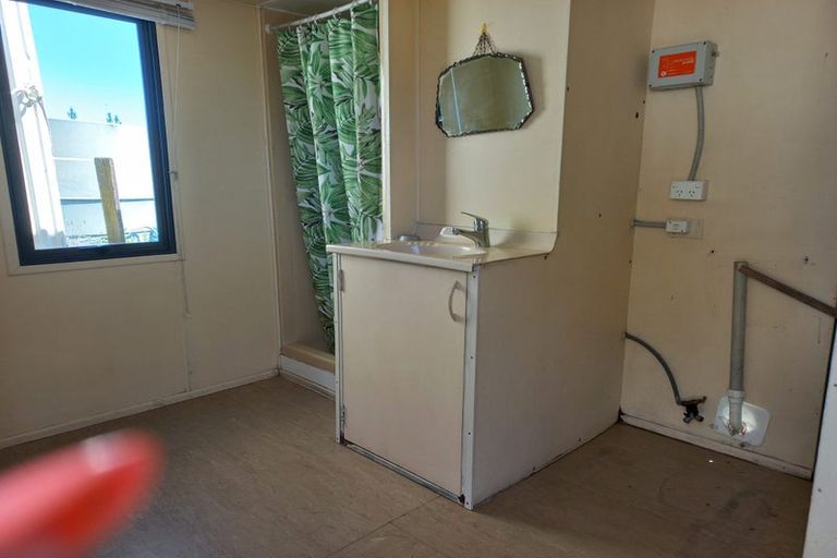 Photo of property in 90 Fordyce Road, Parakai, Helensville, 0874