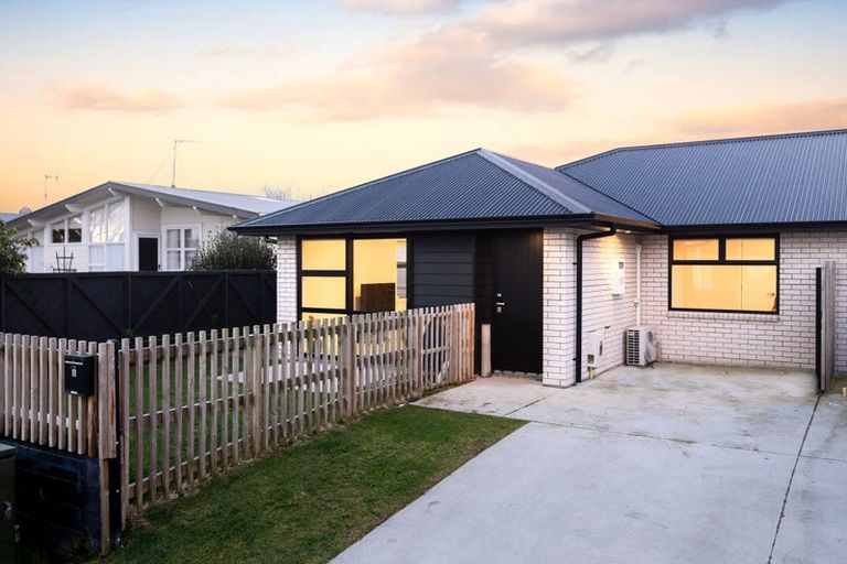 Photo of property in 2u2 Grange Avenue, Nawton, Hamilton, 3200