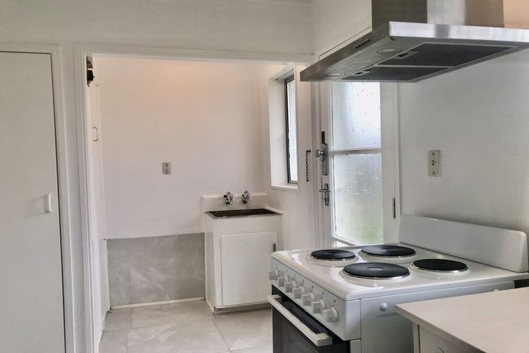 Photo of property in 185 Ti Rakau Drive, Pakuranga Heights, Auckland, 2010