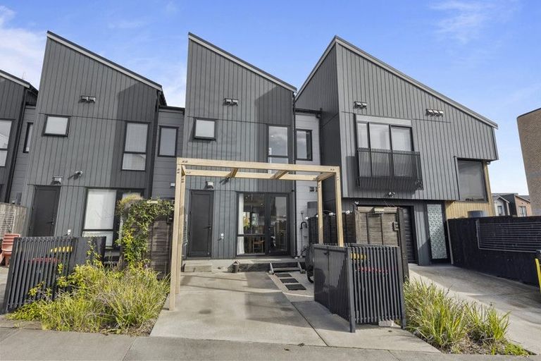 Photo of property in 14 Nugget Avenue, Hobsonville, Auckland, 0616