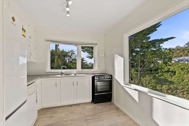 Photo of property in 70 Dominion Park Street, Johnsonville, Wellington, 6037