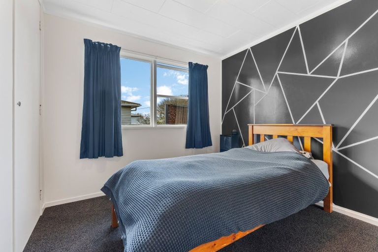 Photo of property in 18 Ngaire Street, Longburn, Palmerston North, 4412