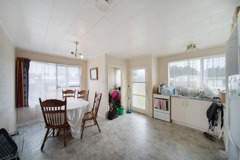 Photo of property in 12 Kivell Close, Mangere East, Auckland, 2024