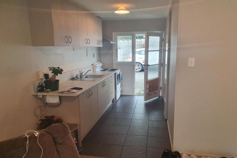 Photo of property in 39 Mangorei Road, Strandon, New Plymouth, 4312