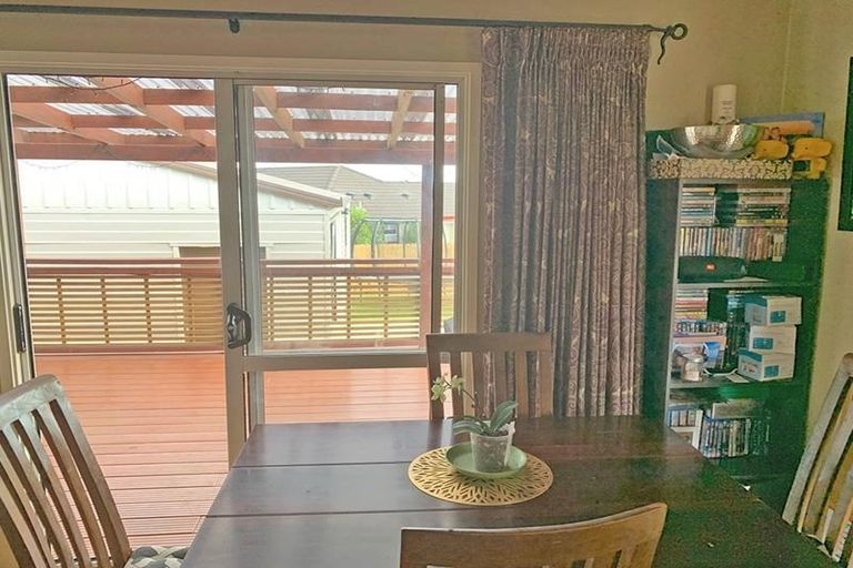 Photo of property in 7 Greenstone Place, Clover Park, Auckland, 2019