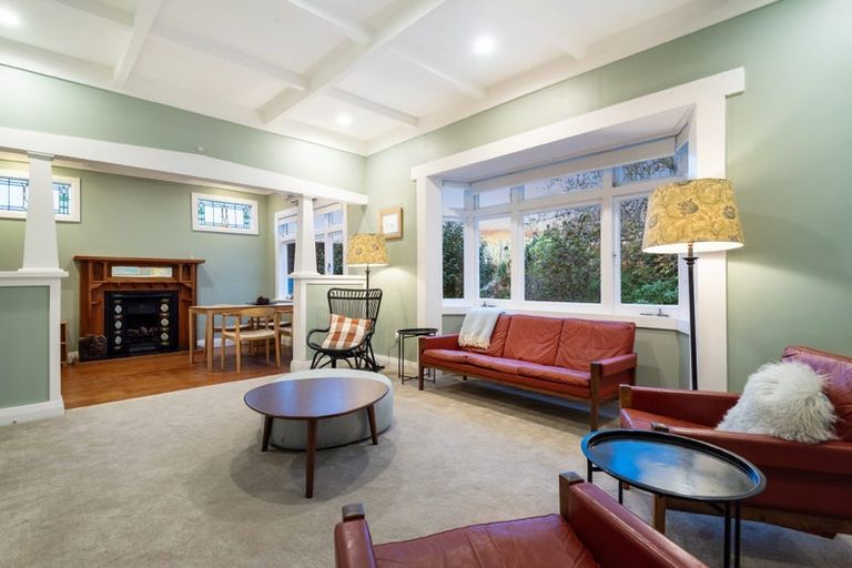 Photo of property in 12 Glade Place, Birkenhead, Auckland, 0626