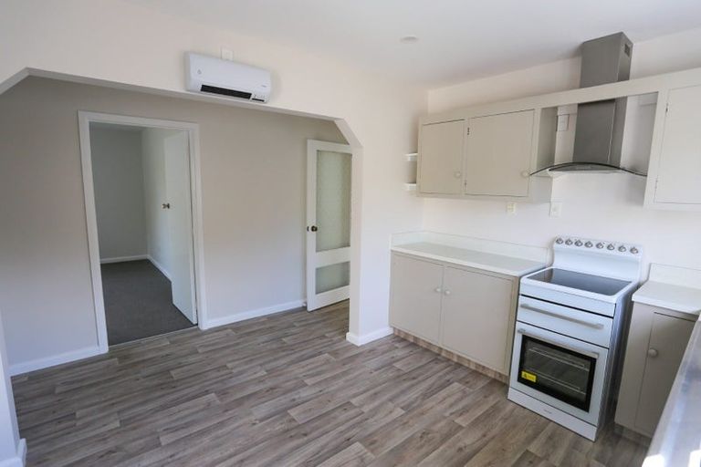 Photo of property in 98 Suva Street, Upper Riccarton, Christchurch, 8041