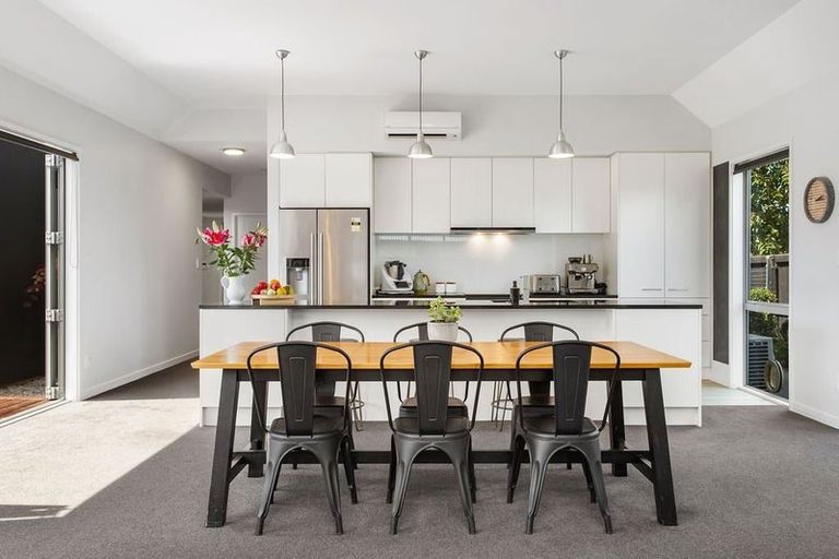 Photo of property in 7 Huntingdon Drive, Rangiora, 7400