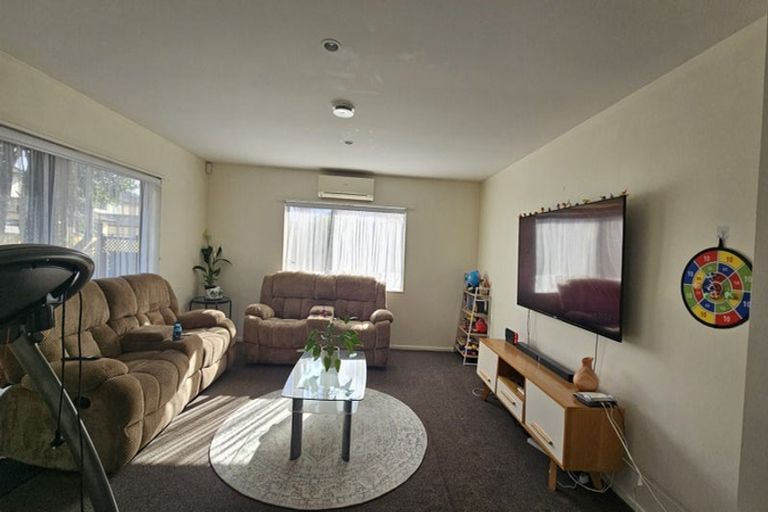 Photo of property in 11 Morewood Lane, Favona, Auckland, 2024