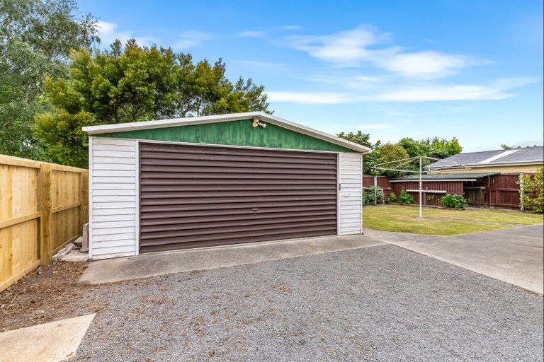 Photo of property in 25 Witham Street, Hornby, Christchurch, 8042