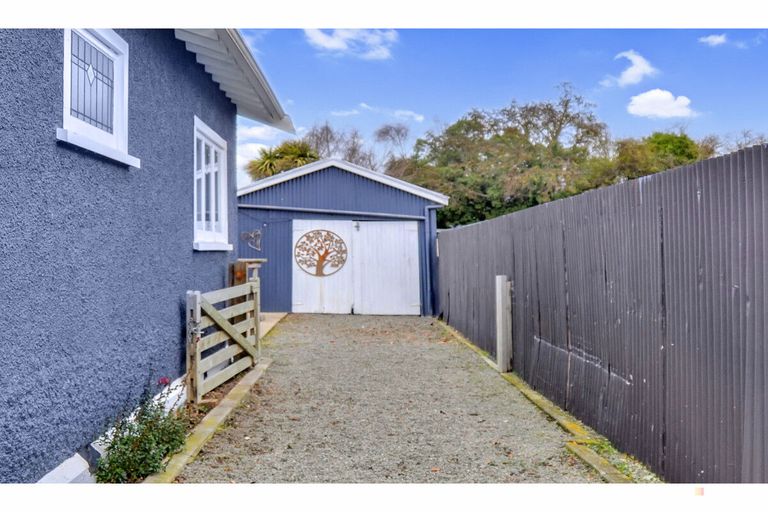 Photo of property in 21 Parsonage Road, Waimate, 7924