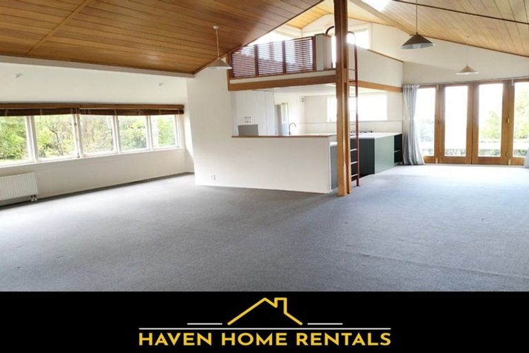 Photo of property in 25 Putnam Street, Northland, Wellington, 6012