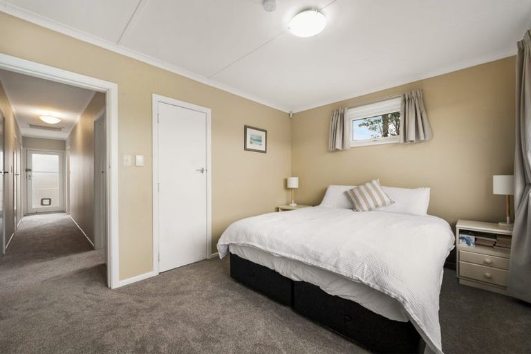 Photo of property in 39 Mark Avenue, Paparangi, Wellington, 6037