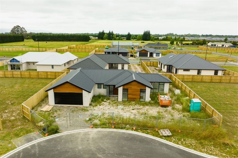 Photo of property in 8 Ivan Mauger Place, Rolleston, 7615