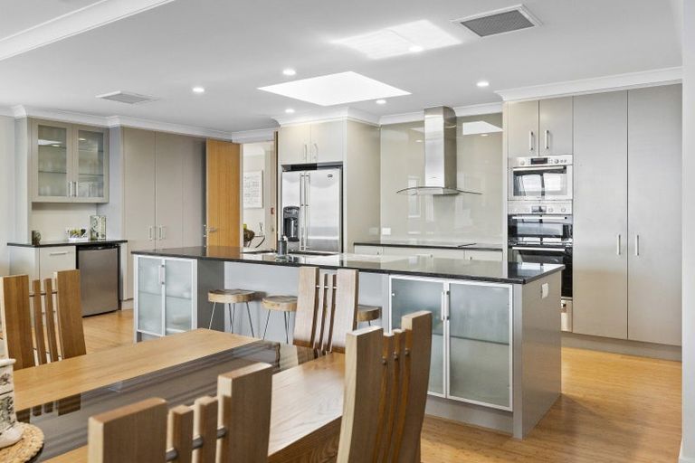 Photo of property in 88 Lake Terrace, Taupo, 3330