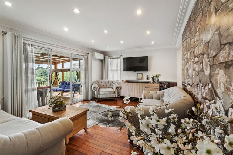 Photo of property in 44 Kohekohe Street, New Lynn, Auckland, 0600