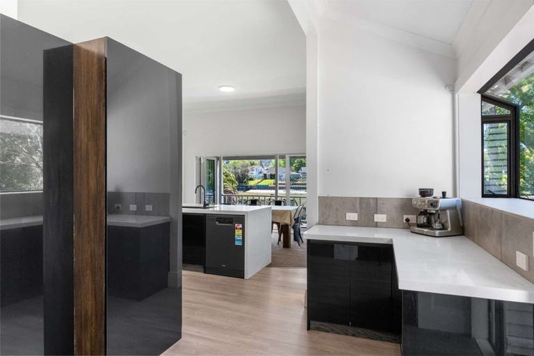 Photo of property in 2 Cobden Street, Gisborne, 4010