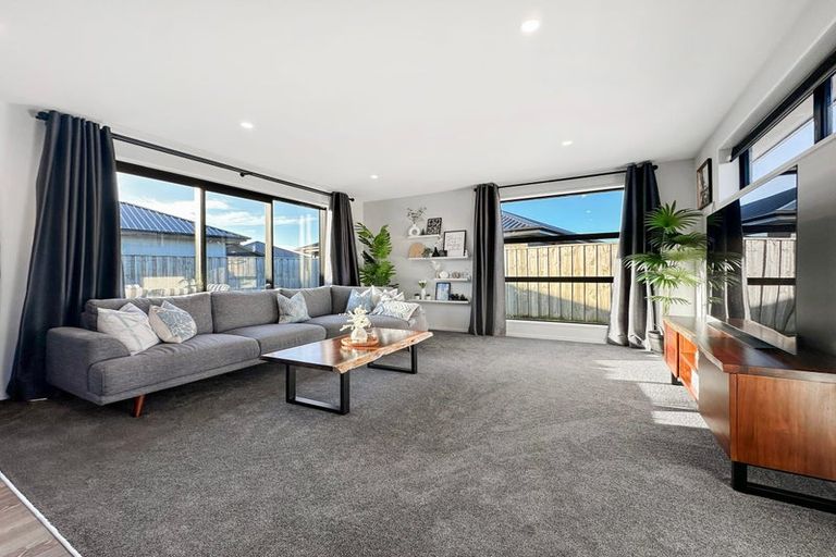 Photo of property in 13 Marcoola Drive, Rolleston, 7614