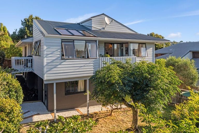 Photo of property in 1/5 Sharon Road, Waiake, Auckland, 0630