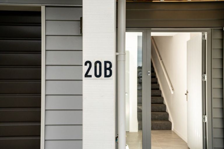 Photo of property in 20b Rarangi Way, Owhiro Bay, Wellington, 6023