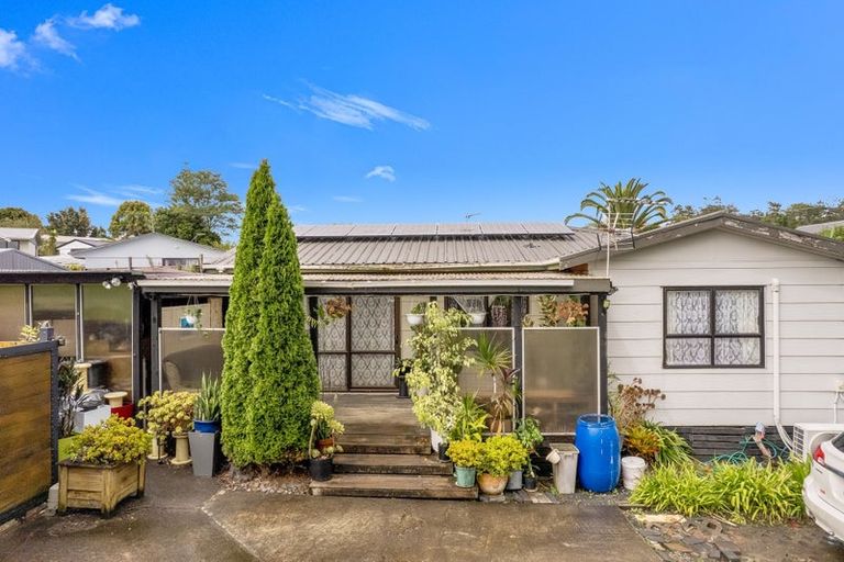 Photo of property in 1/32 Starforth Place, Henderson, Auckland, 0612