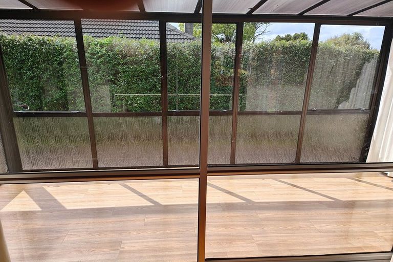 Photo of property in 38 Durham Street, Te Atatu Peninsula, Auckland, 0610