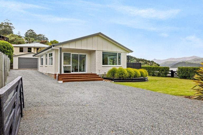 Photo of property in 2 Haywards Lane, Duvauchelle, 7581