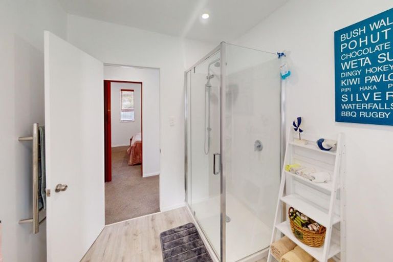 Photo of property in 135 Rua Avenue, Waitarere Beach, Levin, 5510