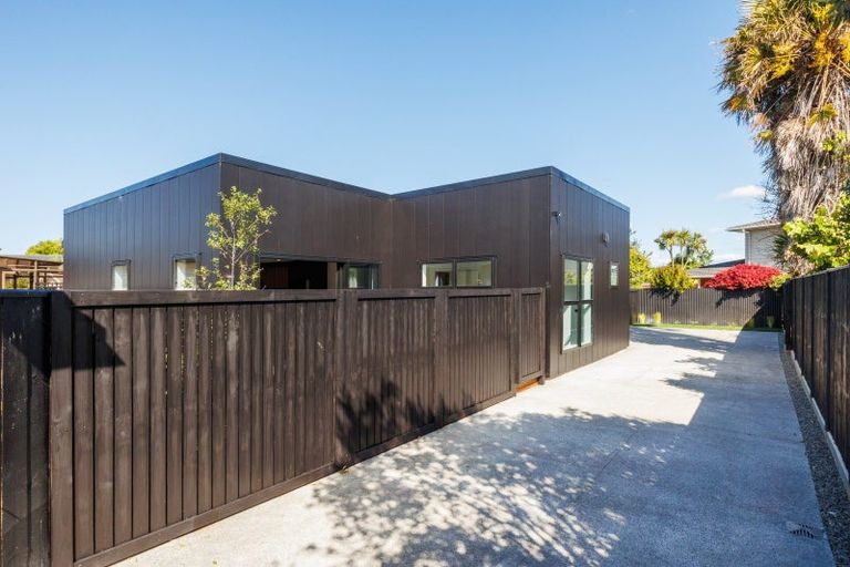 Photo of property in 12a Busby Place, Awapuni, Palmerston North, 4412