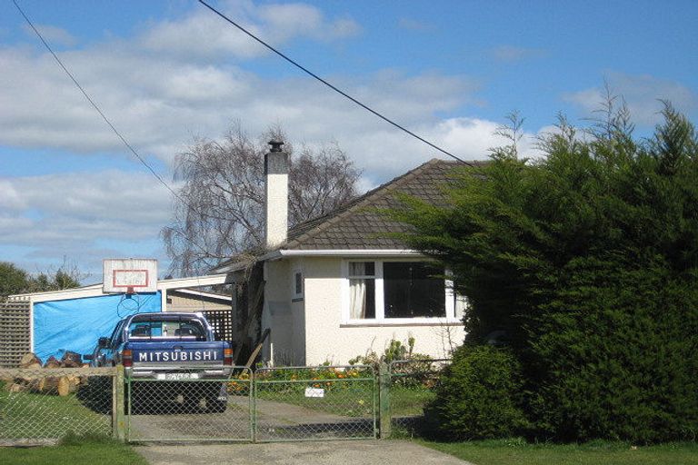 Photo of property in 18 Potaka Street, Marton, 4710