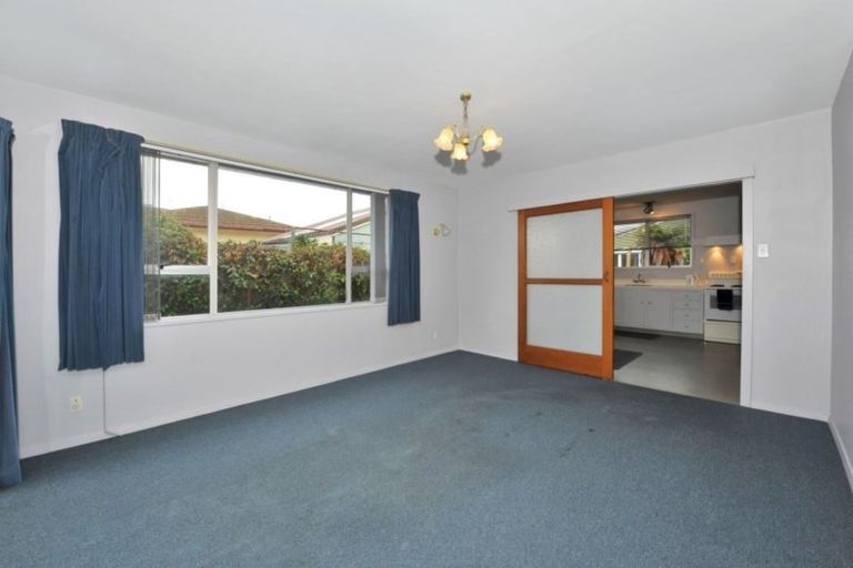 Photo of property in 115a Wilsons Road, Saint Martins, Christchurch, 8022