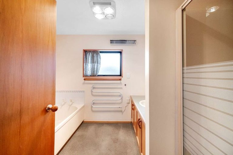 Photo of property in 21b Seadown Crescent, Amberley, 7410