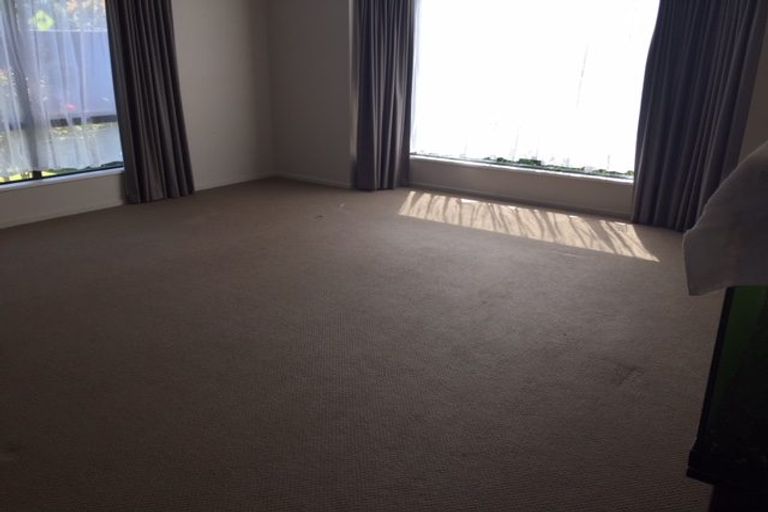 Photo of property in 27 Oakwood Drive, Rangiora, 7400