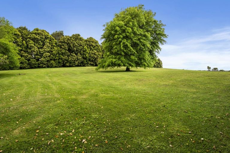 Photo of property in 11 Gracechurch Drive, Flat Bush, Auckland, 2016