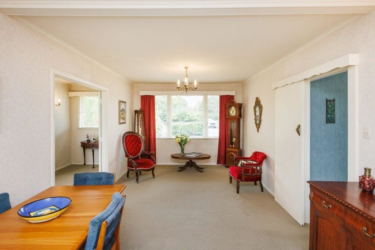 Photo of property in 4 Duna Place, Takaro, Palmerston North, 4412
