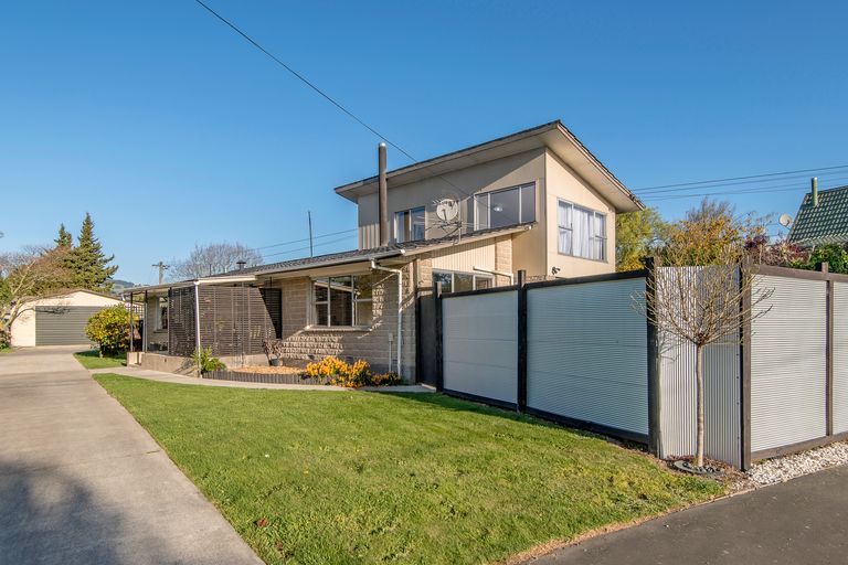 Photo of property in 83 Sabys Road, Halswell, Christchurch, 8025