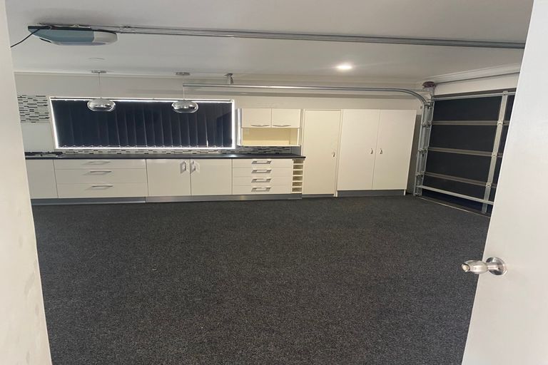 Photo of property in 9 Marblewood Grove, Pukekohe, 2120