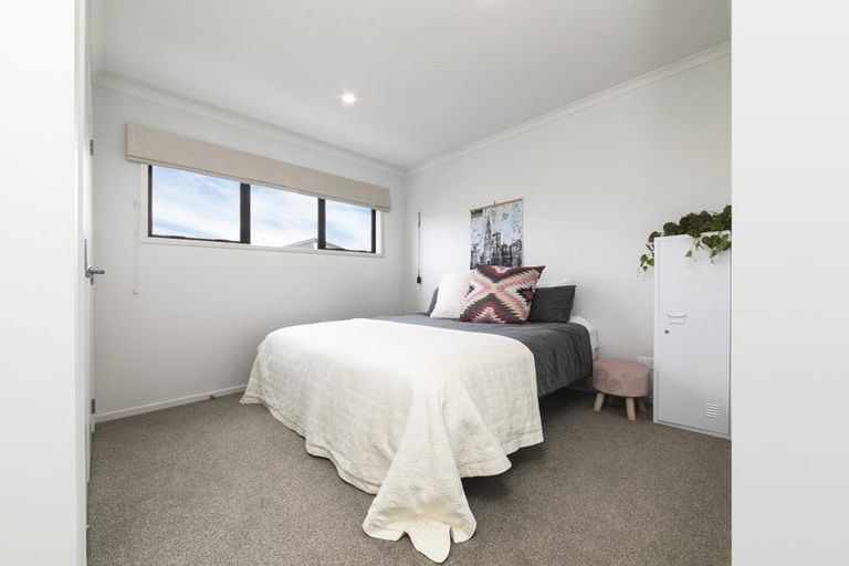 Photo of property in 5 Onekiritea Road, Hobsonville, Auckland, 0616