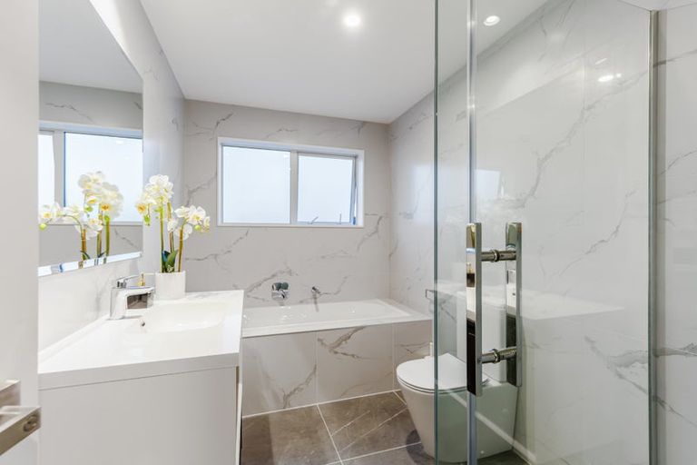 Photo of property in 47 Johns Creek Crescent, Silverdale, 0932