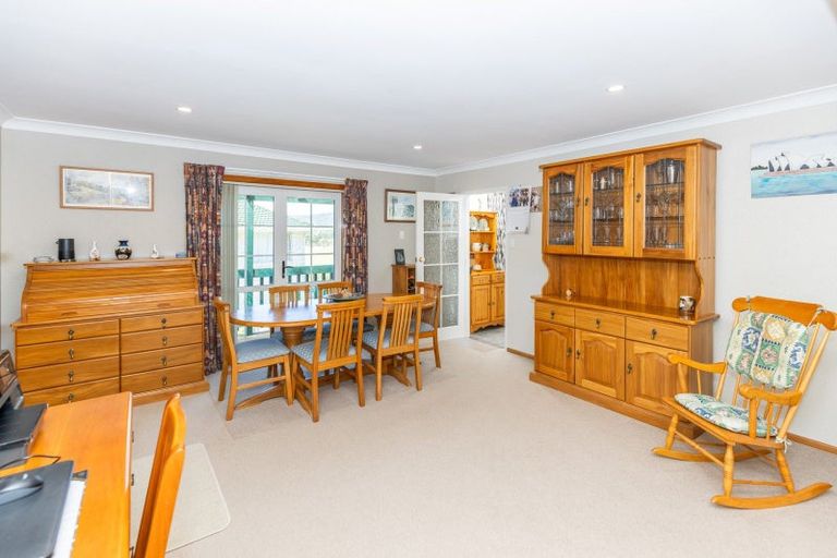 Photo of property in 26 Mcvie Road, Huntly, 3700