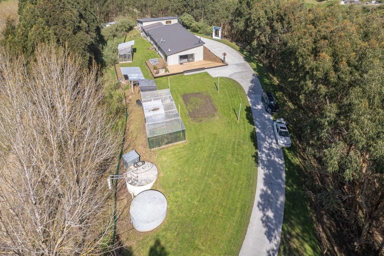 Photo of property in 673 No 3 Line, Okoia, Whanganui, 4582
