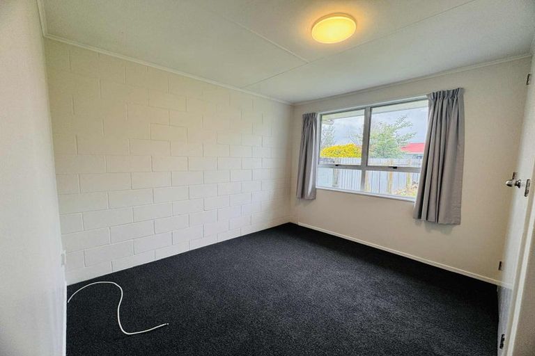 Photo of property in 18 Amberley Avenue, Westbrook, Palmerston North, 4412