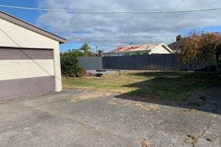 Photo of property in 42 Disraeli Street, Westport, 7825