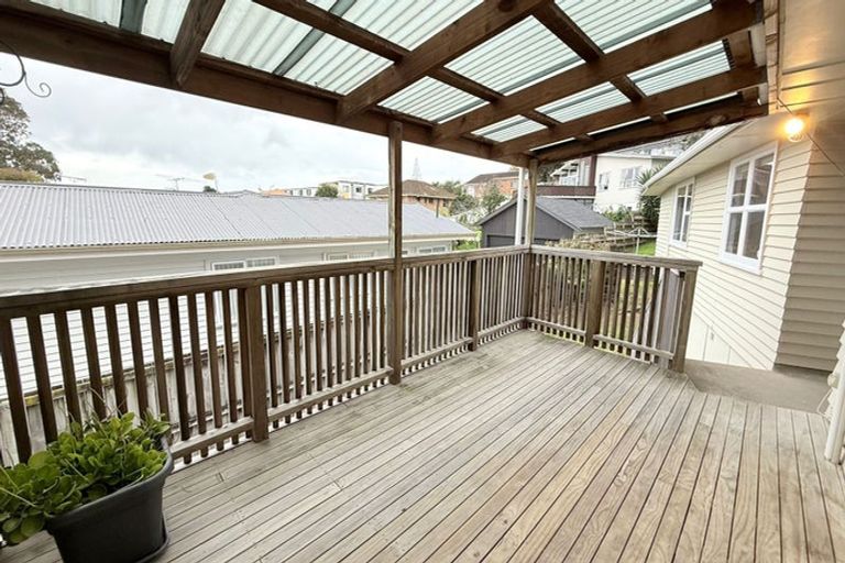 Photo of property in 140 Ti Rakau Drive, Pakuranga, Auckland, 2010