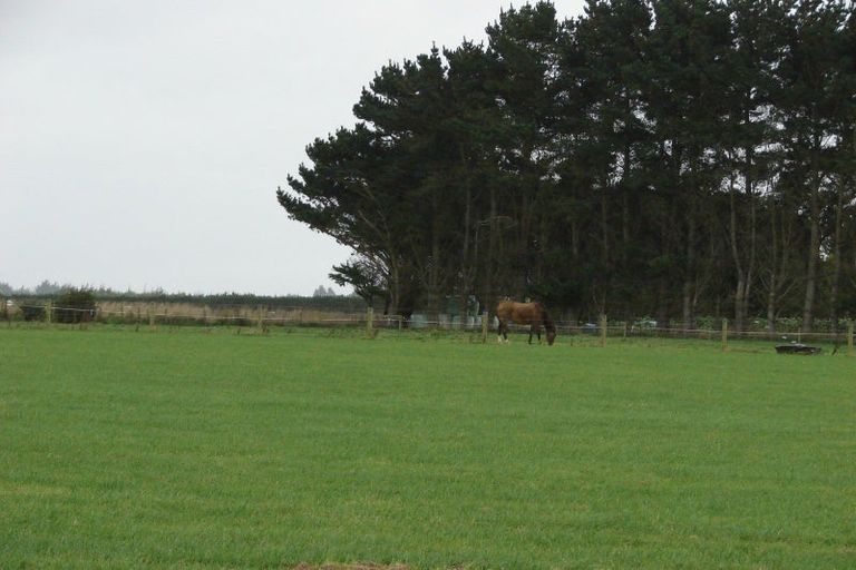 Photo of property in 235 Staunton Road, West Plains, Invercargill, 9879