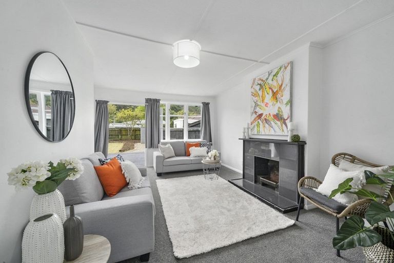 Photo of property in 119 Kowhai Street, Naenae, Lower Hutt, 5011