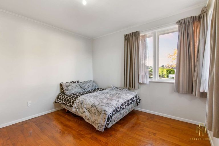 Photo of property in 12 Mountbatten Place, Papakura, 2110